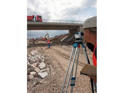 Оптический нивелир GOL 32 D Professional